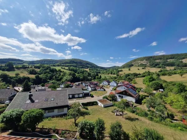 Immobilie in Lauterstein - Traumhaftes Wohnen am Ortsrand mit Weitblick - Naherholung beginnt Zuhause ! - Bild 3