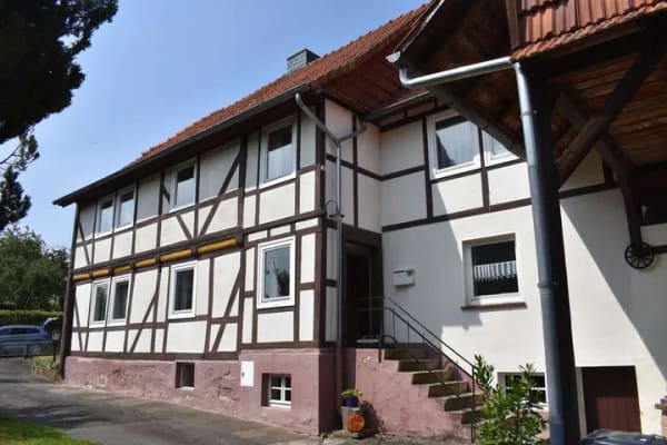 Immobilie in Waake - Großzügige Resthofstelle in ruhiger Lage vor den Toren Göttingens - Bild 1