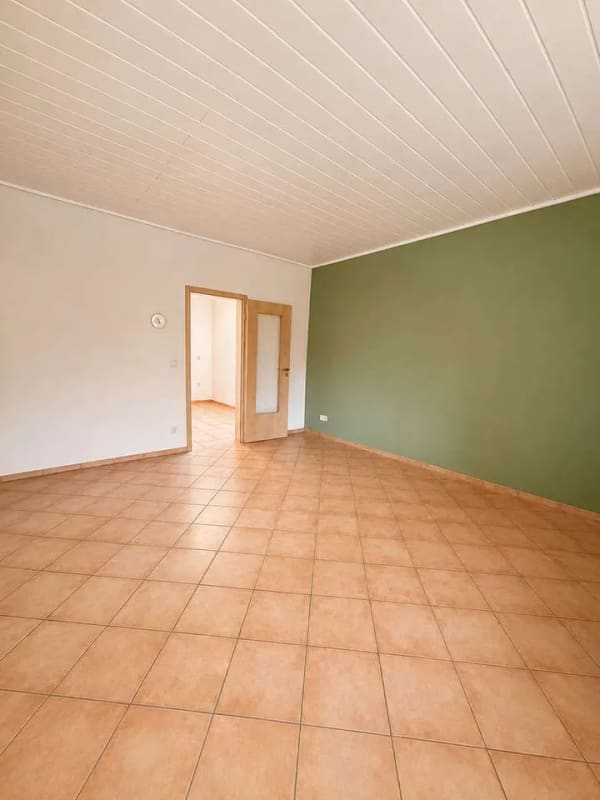 Immobilie in Wettenberg - Viel Platz! Mehrgenerationenhaus, separates Apartment, Ortskern von Wissmar - Bild 3