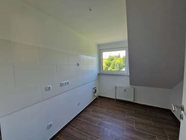 Immobilie in Sibbesse - Ohne Makler! Wohnraum zum Wohlfühlen: 2-Zimmer-Dachgeschosswohnung in Sibbesse - Bild 3