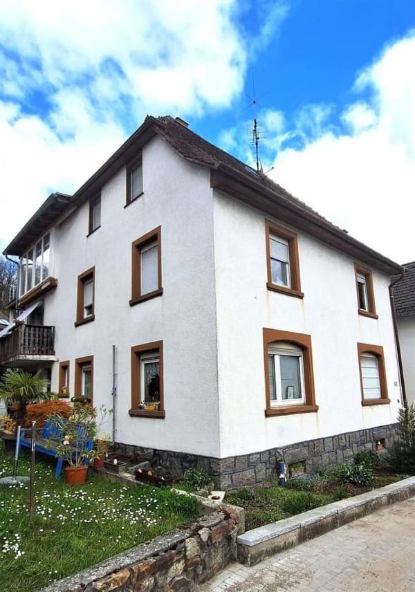 Immobilie in Weinheim - Solides 5-Parteienhaus mit stabiler Rendite – Kapitalanlage mit Potenzial - Bild 0