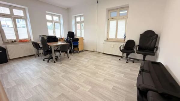 Immobilie in Bordesholm - Attraktive Gewerbeimmobilie im Herzen von Bordesholm – ideal für Büro, Praxis oder Kanzlei - Bild 1