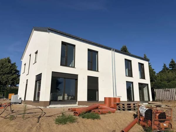 Immobilie in Cambs - Einfach direkt Einziehen - effiziente DHH mit niedrigen Energiekosten - Bild 0