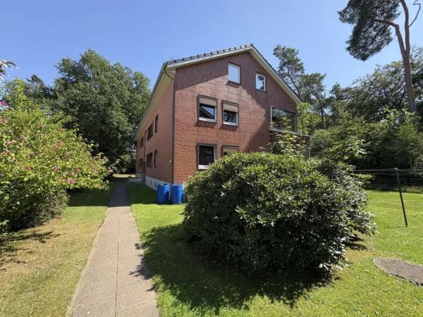 Immobilie in Büchen - Exklusives 3 / 4 Zimmer Eigentumswohnung mit Balkon - Bild 2