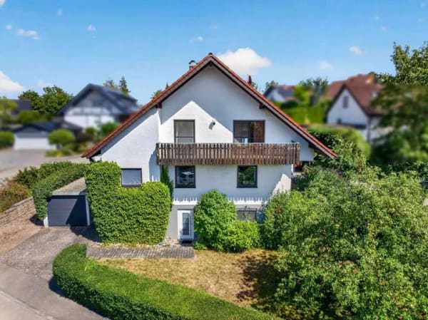Immobilie in Rammingen - Charmantes Zuhause im Grünen: Gepflegte Doppelhaushälfte in ruhiger Lage von Rammingen! - Bild 1