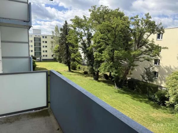 Immobilie in Germering - Helles Appartement mit Balkon und Blick ins Grüne - inkl. KFZ-Stellplatz - Bild 0