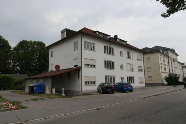 Immobilie in Simbach - Schöne 2-Zi.-Eigentumswohnung in zentraler Lage - 852 - Bild 2