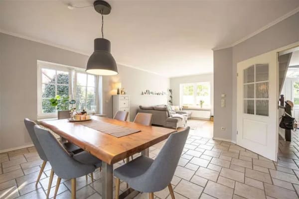 Immobilie in Ellerhoop - Ein modernes Traumhaus mit Friesengiebel für die Familie - Bild 1