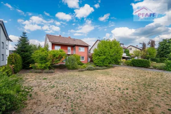 Immobilie in Gottmadingen - Zuhause ankommen in Gottmadingen in der Ramsener Str.! Einfamilienhaus mit Potential für mehr - Bild 0