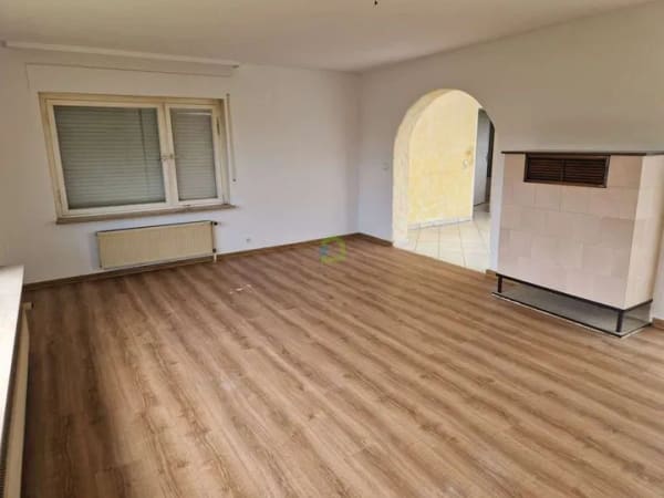 Immobilie in Neuffen - FAIR-MAKLER: Nicht perfekt inszeniert. Dafür ehrlich und voller Möglichkeiten - Bild 3