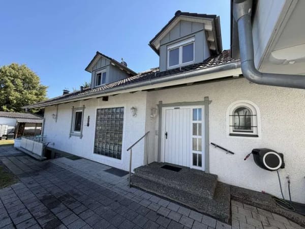 Immobilie in Langenargen - Gepflegtes, großzügiges, freistehendes Einfamilienhaus, in ruhiger Lage in Langenargen-Oberdorf!! - Bild 4
