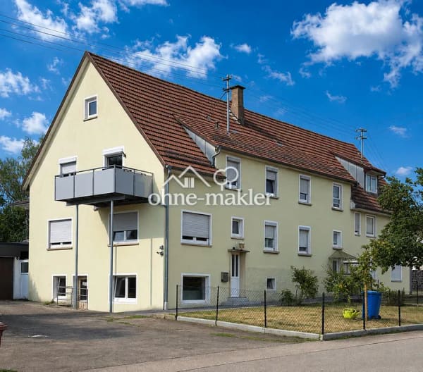Immobilie in Rietheim-Weilheim - Mehrfamilienhaus - 5 Wohnungen u. 2 Garagen - Bild 0