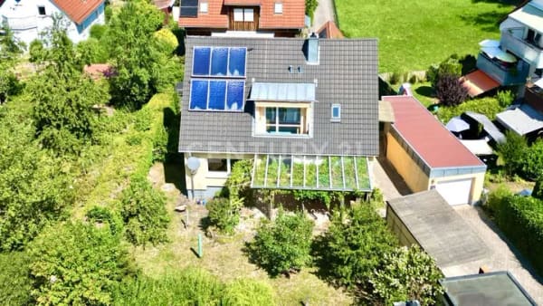 Immobilie in Hersbruck - Familienfreundliches Haus mit Garten und Wohnmobil-Carport - Bild 1