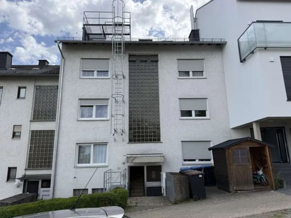 Immobilie in Mayen - gepflegtes und vollvermietetes Mehrfamilienwohnhaus (8-Parteien) mit separaten Garagengrundstück in  - Bild 0