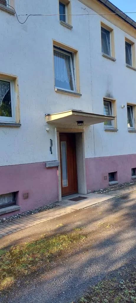 Immobilie in Heldburg - 4-Zimmer-Erdgeschosswohnung mit Garten & Carport am Fuße der Veste Heldburg - Bild 2