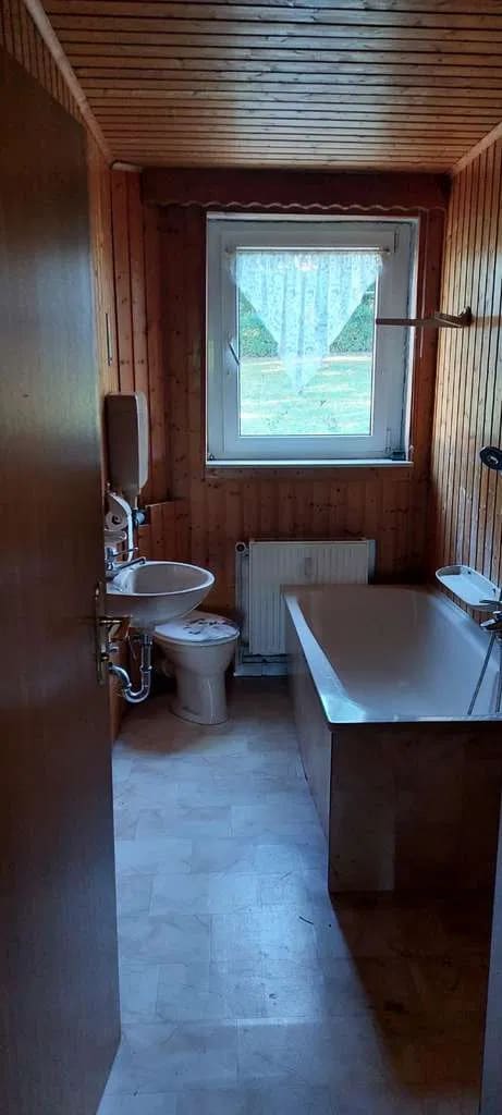 Immobilie in Heldburg - 4-Zimmer-Erdgeschosswohnung mit Garten & Carport am Fuße der Veste Heldburg - Bild 3