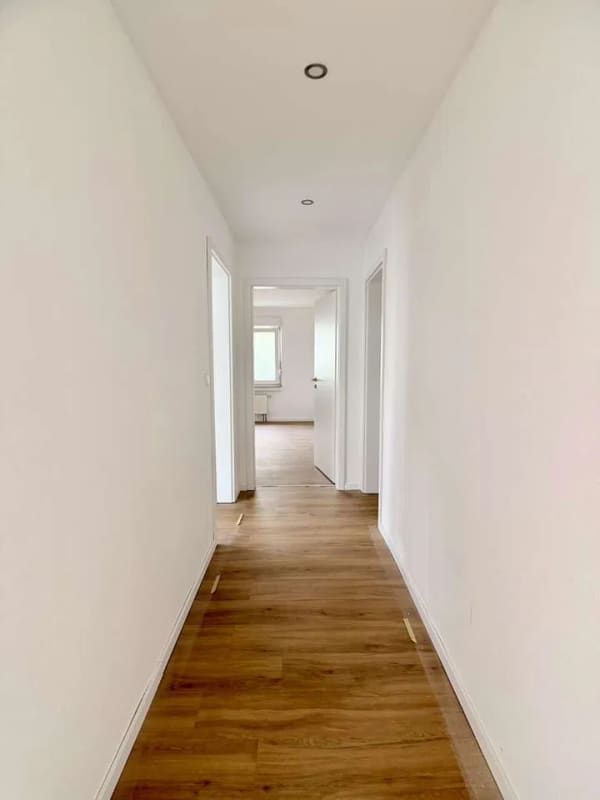 Immobilie in Dörentrup - Vielseitiges Zweifamilienhaus mit zwei Wohneinheiten und Doppelgarage in Dörentrup-Schwelentrup - Bild 4