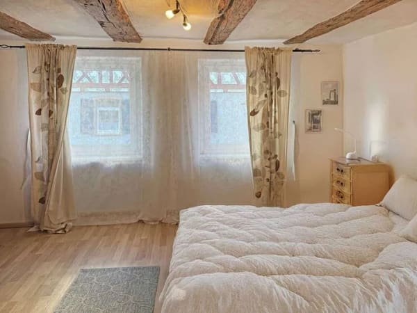 Immobilie in Neidenstein - 2-Zi.-Wohnung mit weiterem Gästebereich, Innenhof, Dachterrasse, Scheune und Garage in Neidenstein - Bild 3