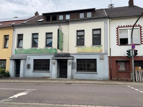 Immobilie in Riegelsberg - Historisches Wohn- und Geschäftshaus mit Entwicklungspotenzial – attraktive Investitionsmöglichkeit  - Bild 0