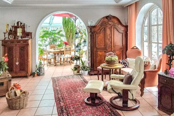 Immobilie in Großalmerode - !PROVISIONSFREI! Pittoreske Villa am See (331 m² / 8–9 Zimmer) in Großalmerode-Epterode bei Kassel: Baujahr 1995 ++ Einliegerwohnung, Balkone/Terrassen, Fußbodenheizung, Garage, 1.581 m² Grundstück ++ - Bild 3