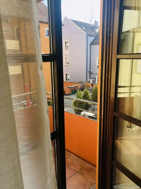 Immobilie in Deggendorf - Charmantes 1 - Zimmer-Apartment in zentraler Lage von Deggendorf - ideal für Studenten oder Singles - Bild 3