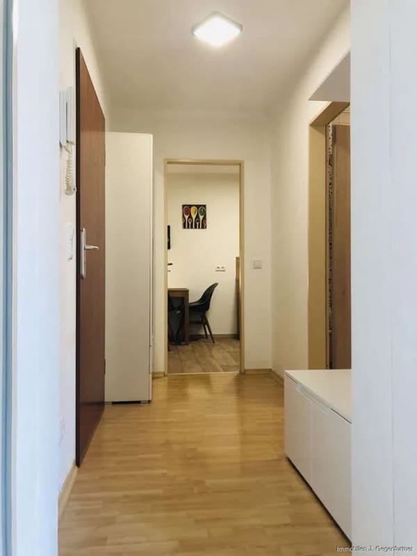 Immobilie in Deggendorf - Charmantes 1 - Zimmer-Apartment in zentraler Lage von Deggendorf - ideal für Studenten oder Singles - Bild 4