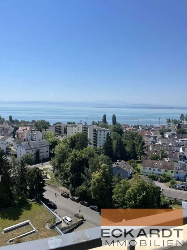 Immobilie in Immenstaad am Bodensee - Wohnen über den Dächern von Immenstaad mit Blick auf den See und in die Berge - Bild 0