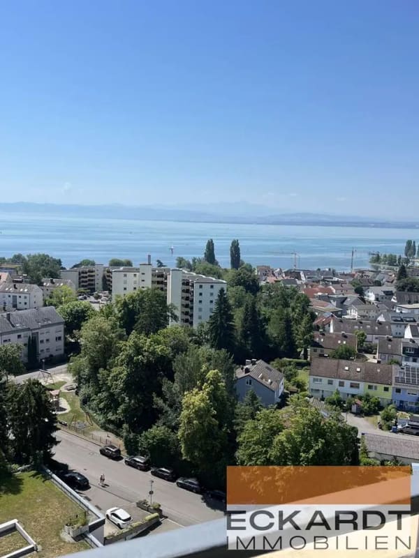 Immobilie in Immenstaad am Bodensee - Wohnen über den Dächern von Immenstaad mit Blick auf den See und in die Berge - Bild 1