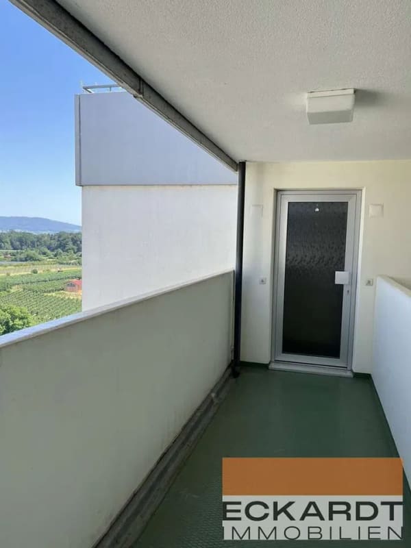 Immobilie in Immenstaad am Bodensee - Wohnen über den Dächern von Immenstaad mit Blick auf den See und in die Berge - Bild 3