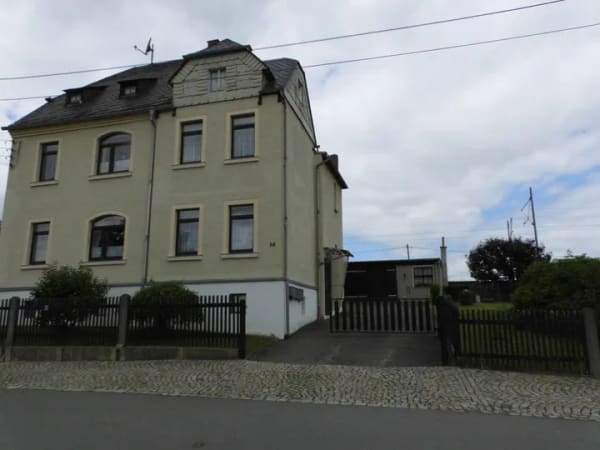 Immobilie in Limbach - Teilsaniertes 1-2-Familienhaus mit viel Nebengelass und großem Grundstück in ländlicher Lage - ideal für Handwerker oder große Familie geeignet! - Bild 0