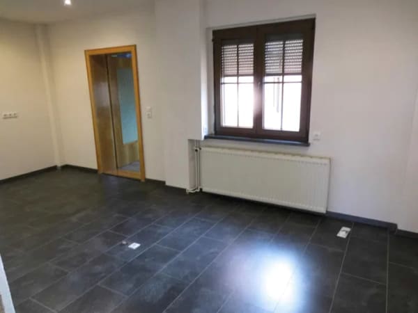 Immobilie in Treuen - Saniertes und schnell beziehbares 1-2-Familienhaus mit moderner Haustechnik und Nebengelass in ruhiger Stadtlage von Treuen zu verkaufen! - Bild 3