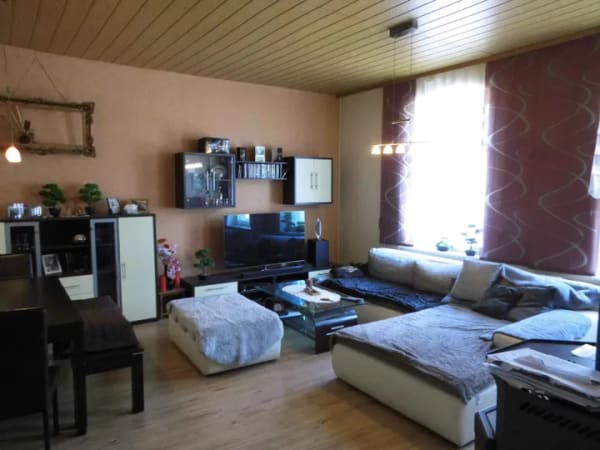 Immobilie in Netzschkau - Größtenteils saniertes 3-Familienhaus mit Grundstück, Garage und Nebengebäude in ruhiger Stadtlage von Netzschkau zu verkaufen! - Bild 3