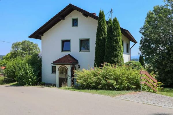 Immobilie in Schwabsoien - Bergblick - Sanierungsbedürftiges Einfamilienhaus in ruhiger Ortsrandlage von Sachsenried - Bild 0
