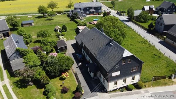 Immobilie in Wurzbach - Schönes Haus mit Blick in der Natur in ruhiger Lage - Bild 1
