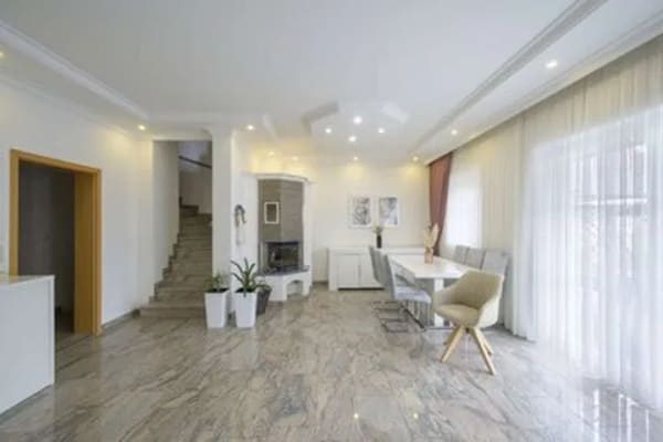 Immobilie in Marzling - Exklusives Familiendomizil mit 180 m² Wohnfläche, Balkon und schönem Garten inkl.Photovoltaikanlage - Bild 2