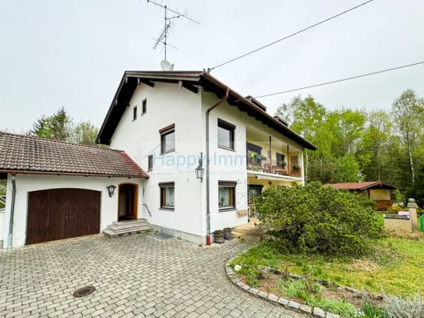 Immobilie in Sauerlach - -bezugsfreies 2 Familienhaus mit ausgebauten DG - Grundstück Südausrichtung - Bild 1