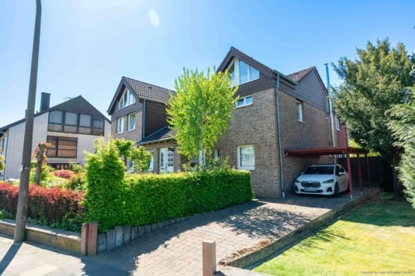 Immobilie in Niederviehbach - Großzügiges Einfamilienhaus mit Garten in Niederviehbach - Bild 3