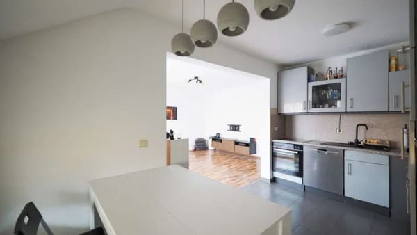Immobilie in Tamm - Modernes Wohnen mit toller Dachloggia - Bild 2
