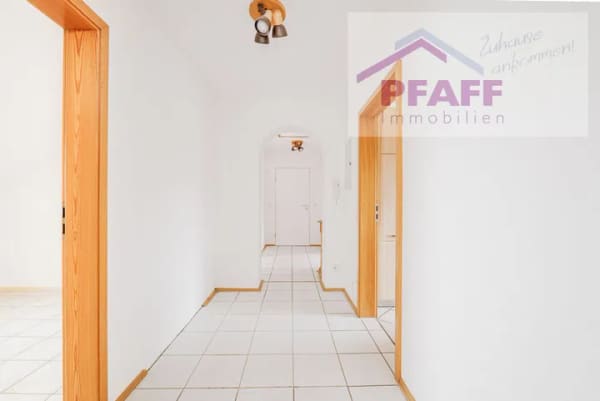 Immobilie in Allensbach - Zuhause ankommen in Allensbach-Langenrain! Provisionsfrei! 5 Zimmer-Whg. im DG mit 2 separaten Zugängen - Bild 3