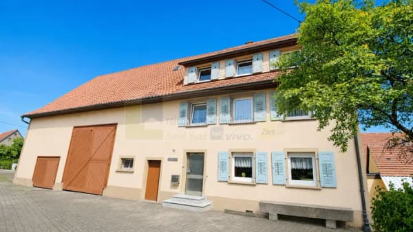 Immobilie in Donaueschingen - Viel Raum unter einem Dach: Wohnhaus mit Ökonomieteil, flexiblen Nutzungsmöglichkeiten und Potenzial für neue Wohn- und Lebensideen! - Bild 0