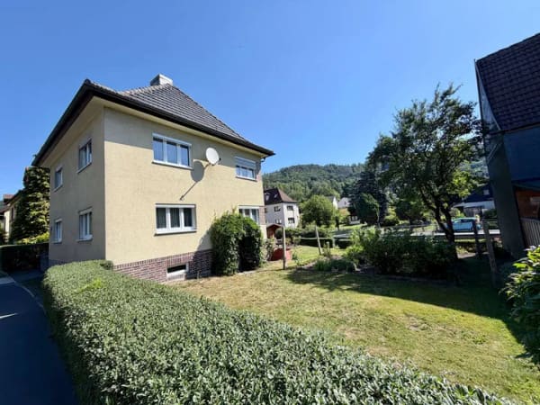 Immobilie in Sonneberg - Ein gemütliches Zuhause! Ein - bis Zweifamilienhaus - Heizung 2017 neu! - Bild 0