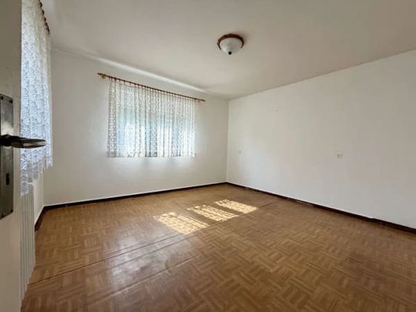 Immobilie in Sonneberg - Ein gemütliches Zuhause! Ein - bis Zweifamilienhaus - Heizung 2017 neu! - Bild 3