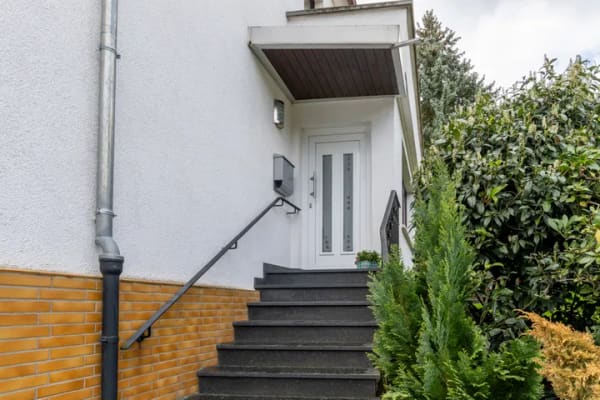 Immobilie in Gladenbach - ++ KRAG Immobilien ++ VERKAUFT ++ VERKAUFT ++ mit Sicherheit ++ wie fast immer mit und nach Plan ++ - Bild 2
