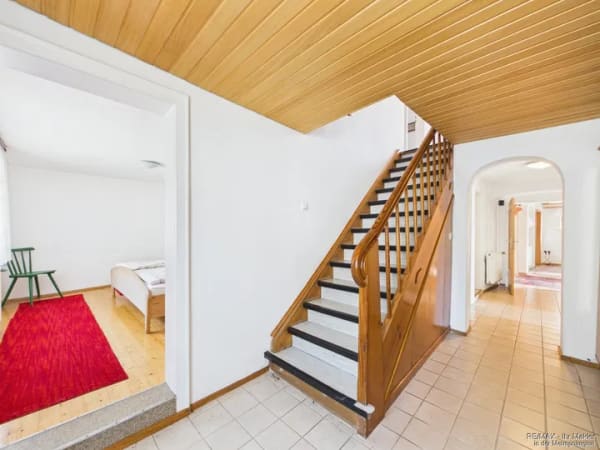 Immobilie in Scheinfeld - Viel Platz für Ihre Ideen – Charmantes Wohnhaus mit 10 Zimmern, Werkstatt, Garage und Garten - Bild 4