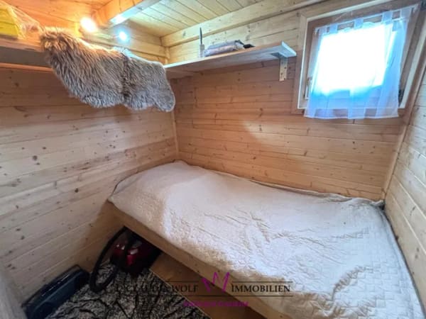 Immobilie in Feuchtwangen - *** RAUS AUS DEM ALLTAG - Wunderschönes Wochenendhaus bei Feuchtwangen, nicht weit vom Bade- und Angelweiher *** - Bild 3