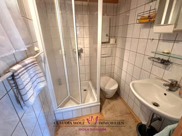 Immobilie in Feuchtwangen - *** RAUS AUS DEM ALLTAG - Wunderschönes Wochenendhaus bei Feuchtwangen, nicht weit vom Bade- und Angelweiher *** - Bild 4