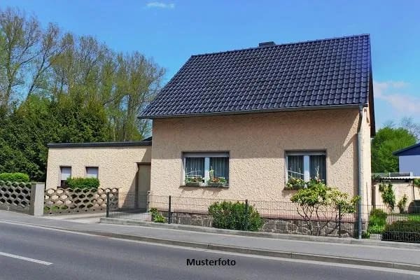 Immobilie in Solms - Einfamilienhaus freistehend in Solms (Oberbiel) - Bild 0