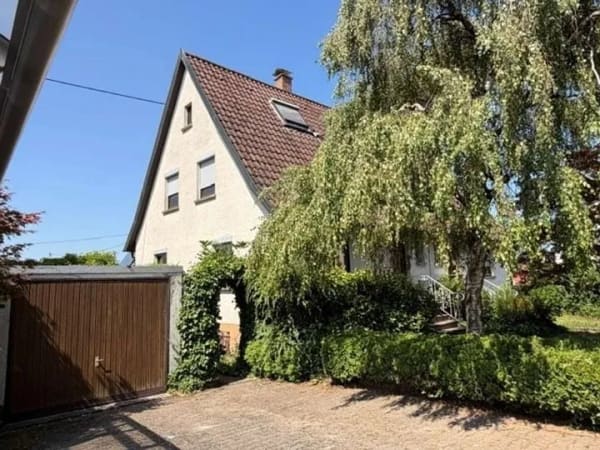 Immobilie in Kirchentellinsfurt - Garten, Aussicht, ruhige Lage   - hier kann sich die Familie wohl fühlen! - Bild 2