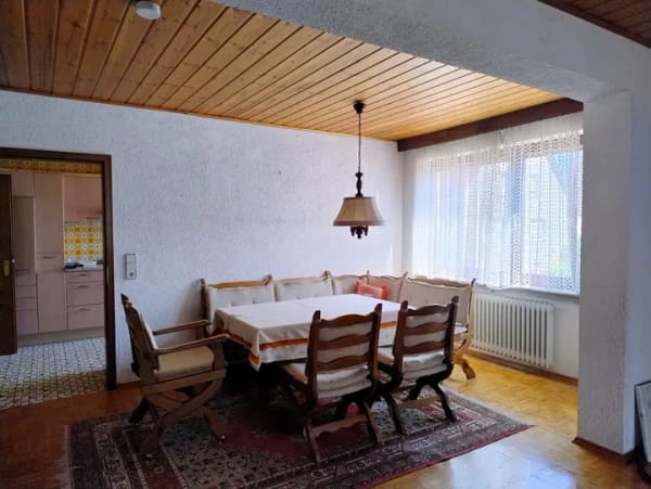 Immobilie in Wörth am Rhein - Großzügiger Wohntraum mit Potenzial: 7 Zimmer und unverbaubare Sicht in Wörth-Schaidt! - Bild 1