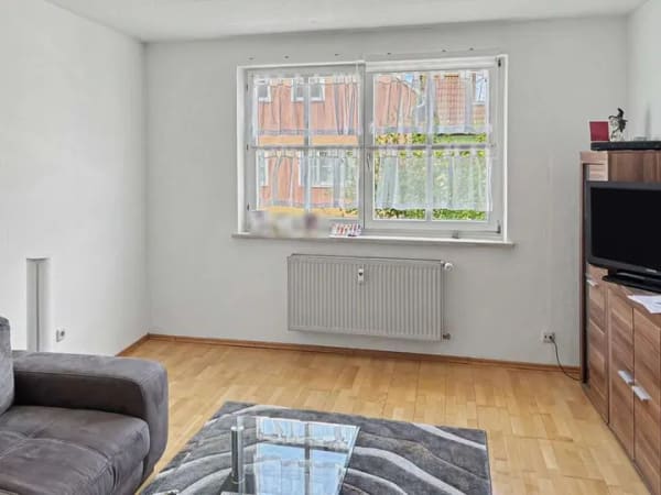 Immobilie in Creußen - Ansprechendes, teilvermietetes 3-Familienhaus im Ensembleschutz im Stadtkern von Creußen - Bild 3